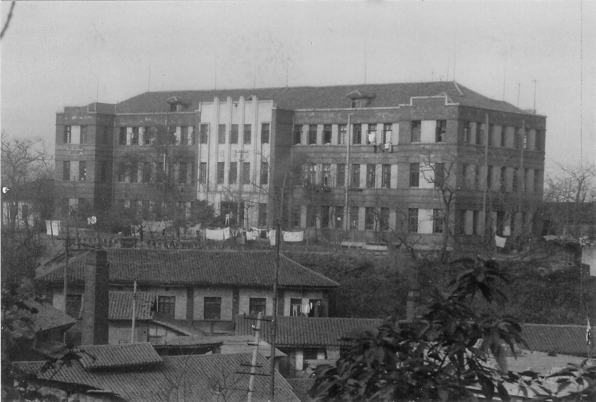 1939-1945年江苏医学院搬迁来院使用的教学楼