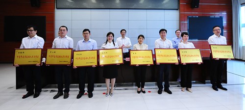 市九院儿童呼吸科何志慧团队获批重庆市“中青年医学高端人才工作室”